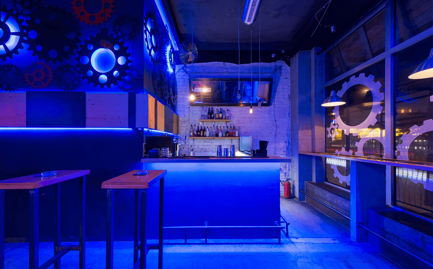 Bar